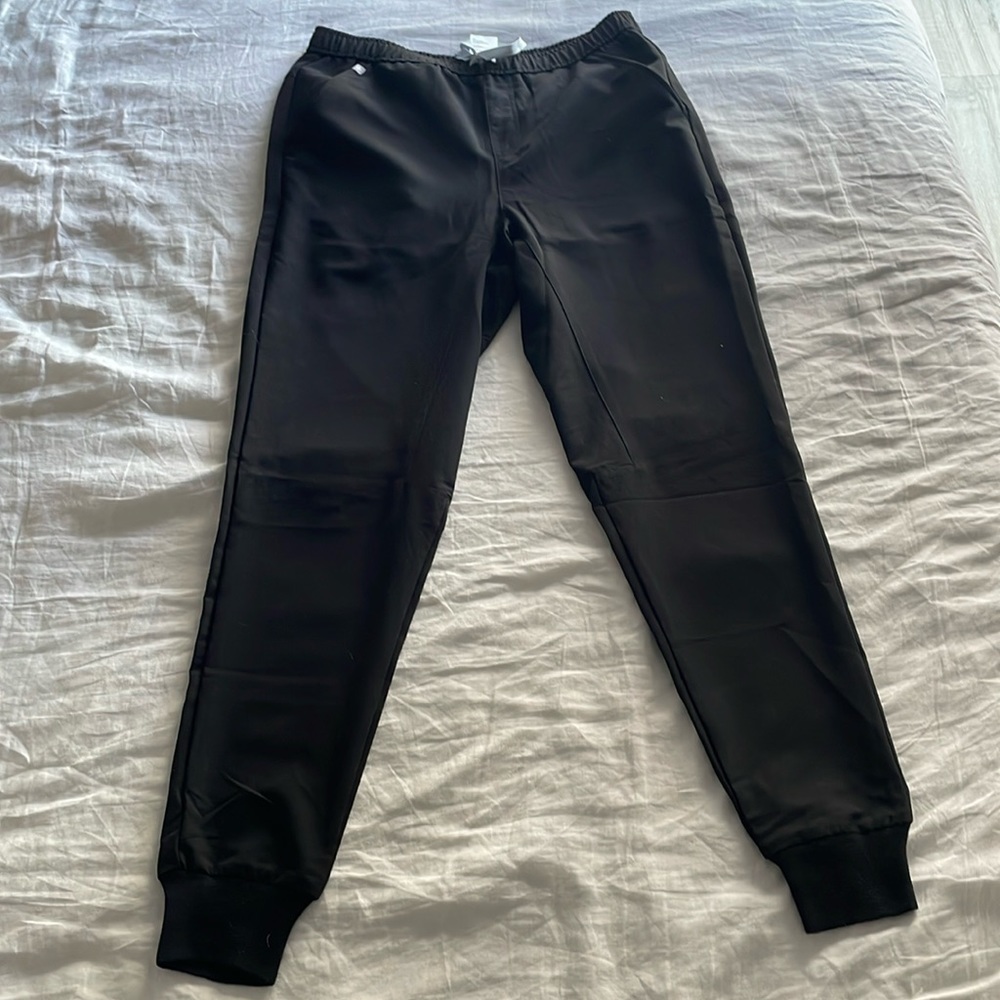 Figs Tansen Tall Jogger NWT